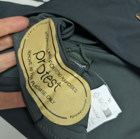 2/$25-Tankini Set With Protest Bikini Bottoms Size EU 38 - Picture 4 of 6